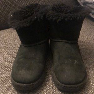 UGG boots Bailey Bow  size 12